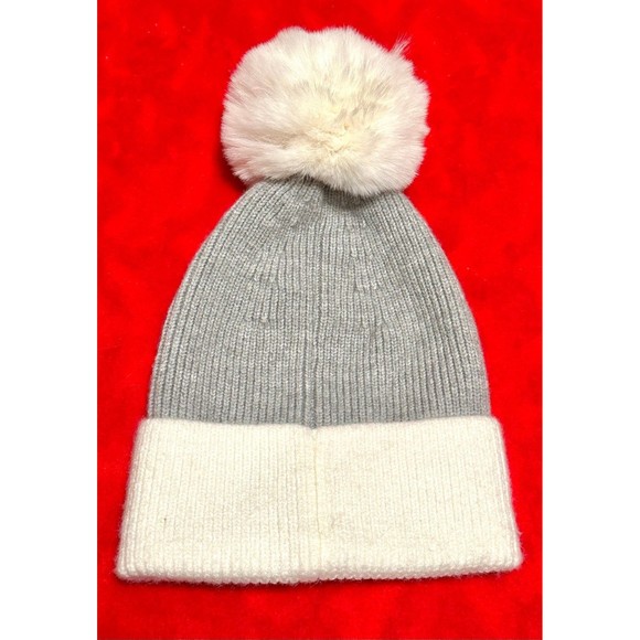 Grey Gray & Cream Beanie Hat with Pom Pom Winter Snow Ski - Picture 2 of 2